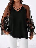 Blusa a maniche lunghe da donna taglie forti, con pannelli in rete, applicazioni floreali e motivo toppework