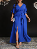 Abito lungo elegante da festa per donna taglie forti con scollo a V, maniche corte a campana, con cintura e increspatura, spacco laterale