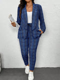 Completo da donna taglia comoda, composto da giacca e leggings, in stile casual e basic, a quadri bianchi e neri