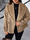 Cappotto da donna taglie forti in misto lana – Elegante capospalla invernale marrone con revers e bordo in pelliccia sintetica; caldo, alla moda e versatile per l'uso quotidiano. - Cammello